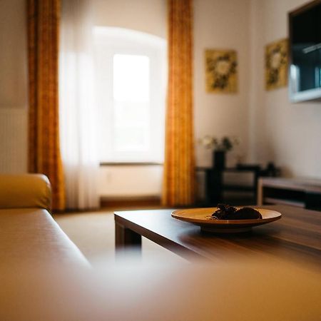 Hotel Am Bahnhof 魏尔堡 外观 照片